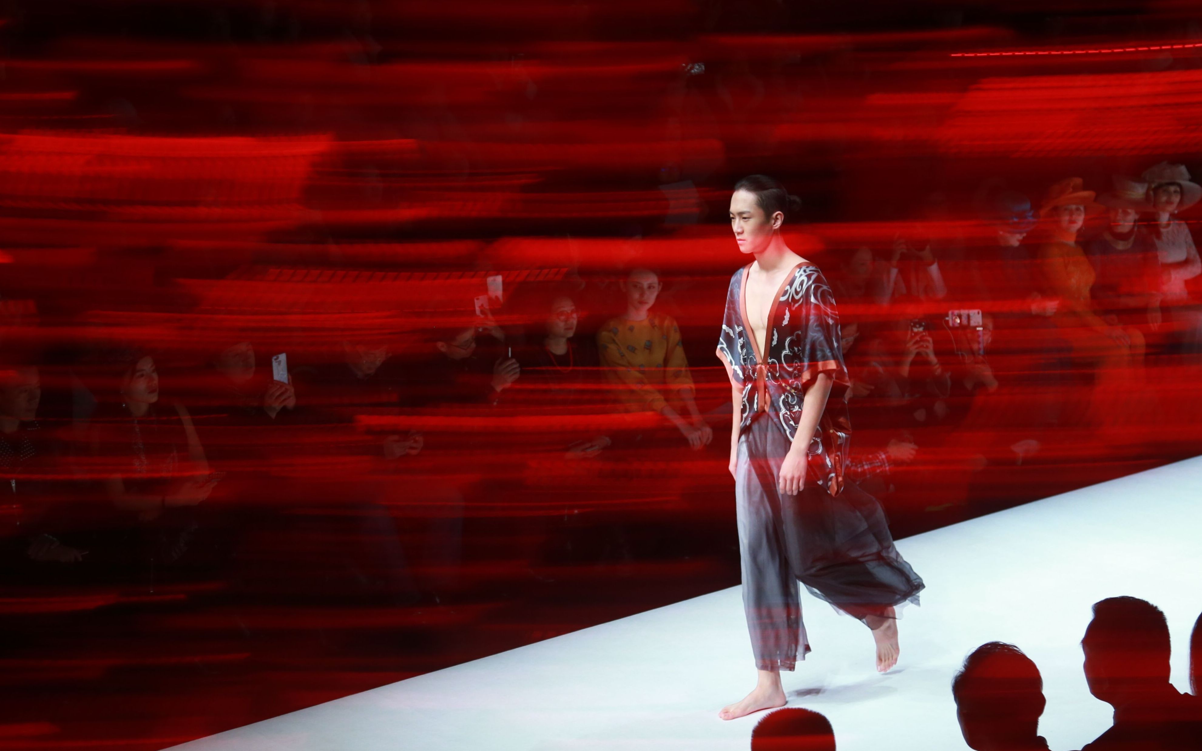 Diving champion Ye Chen sends his blessings to the World Tourism City Ambassador and China's annual championship finals