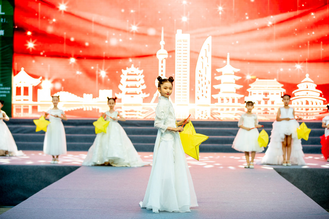 World Tourism City Ambassador, Wuqing District, Tianjin, China, signed a grand contract to jointly paint a new chapter in cultural tourism